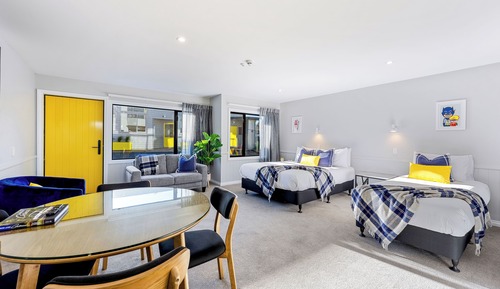 Studio Family Apartment