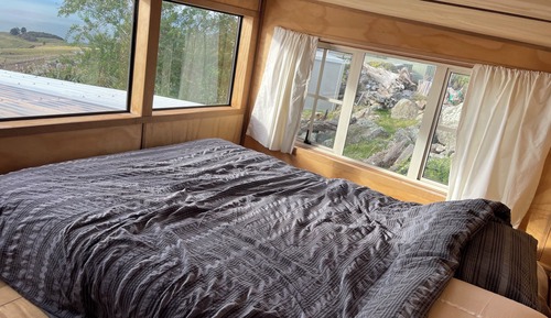 Cabin, Bay View