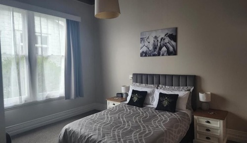 Deluxe Suite, Patio, Courtyard View