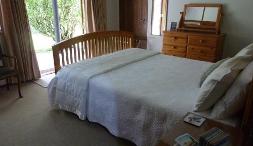 Deluxe Garden Double Room with Pool View - Hibiscus 