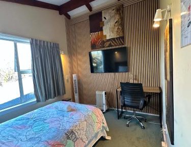 Single Room with Shared Shower and Toilet