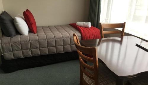 Deluxe Studio (3 Adults)