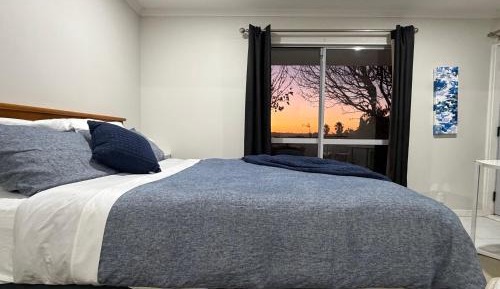 One-Bedroom Apartment with Garden