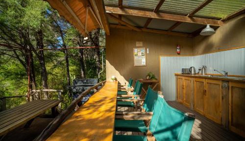 Single Room with Shared Shower and Toilet
