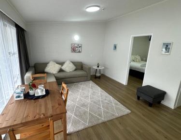 Deluxe King Studio