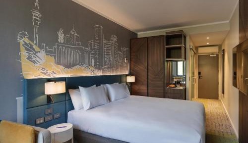 Standard King Room