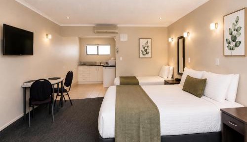 Executive King Room - Mobility Accessible