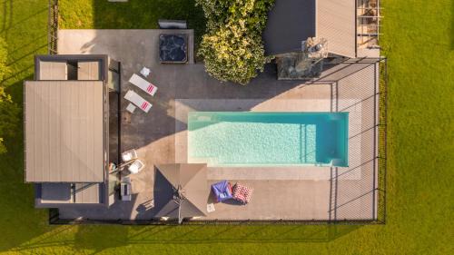 Seven-Bedroom Holiday Home