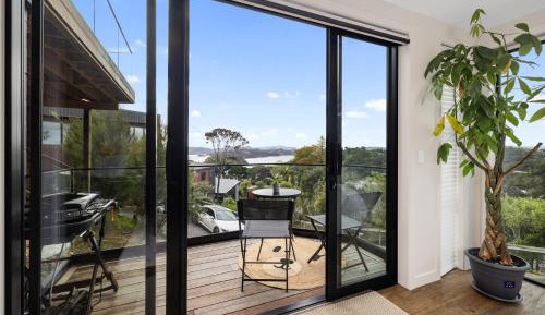 Deluxe Double Room with Balcony and Sea View