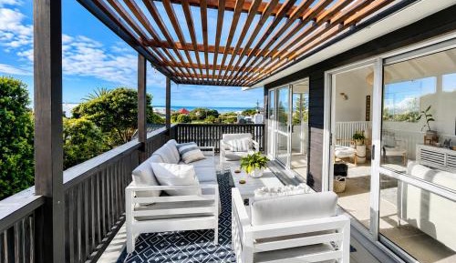 Three-Bedroom Vacation Home 