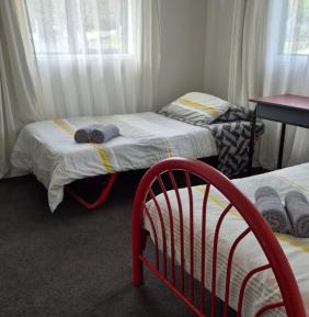 Standard Twin Room with Shared Bathroom