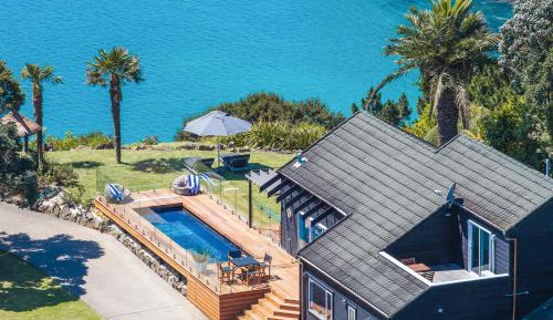 Four-Bedroom Deluxe Home - Oceanfront