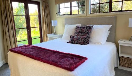 Deluxe King Suite