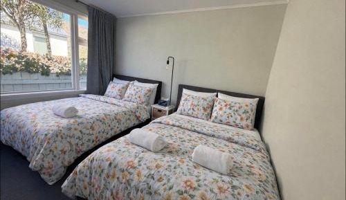 Twin Room with Shared Bathroom