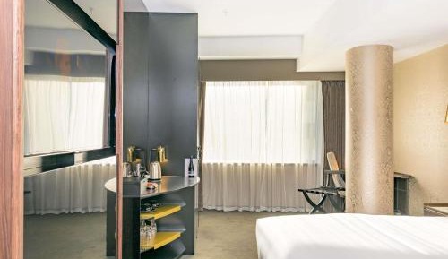 Accessible Classic Queen Room