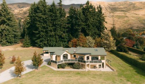 Three-Bedroom Vacation Home 