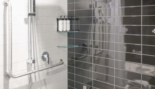 Accessible Classic Queen Room