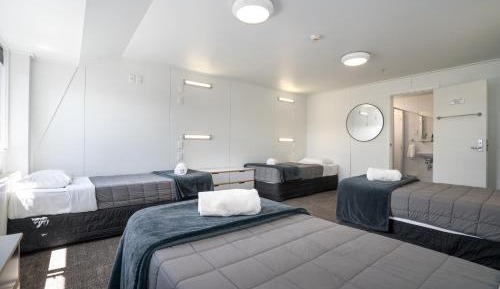 Quadruple Room with Private Bathroom