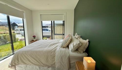 Double Room with Mountain View