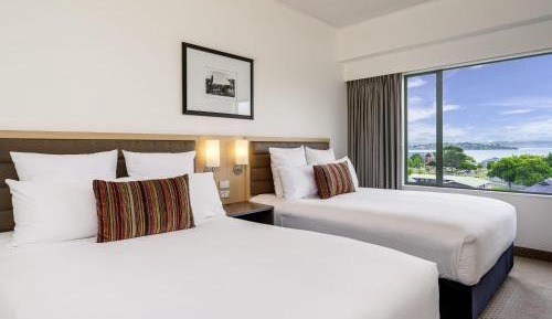 Superior Twin Room with Two Double Beds Lake View