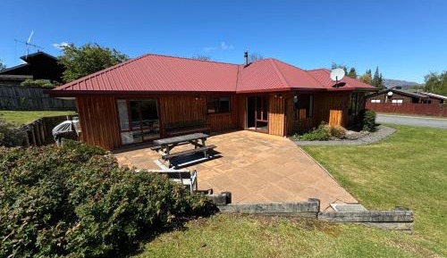 Three-Bedroom Vacation Home 