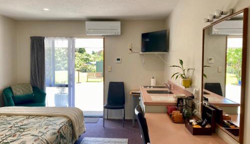 Studio with Kitchenette