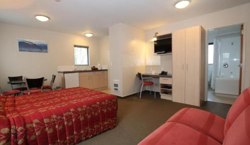 One-Bedroom Suite