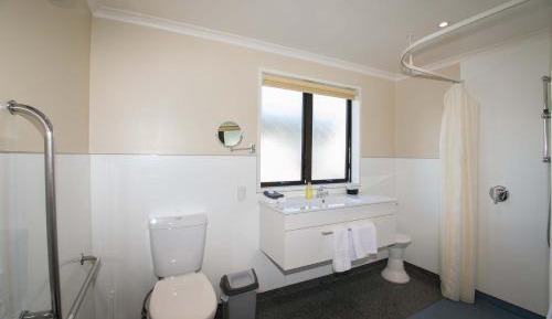 One-Bedroom Apartment - Disability Access 3