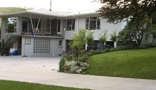 Six-Bedroom House