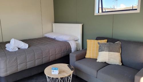 Standard Cabin with TV (Shared Bathroom)