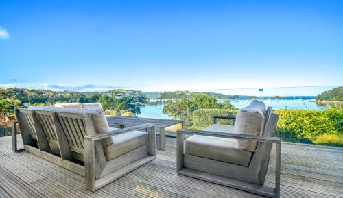 Three-Bedroom Holiday Home 