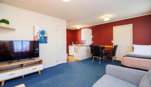One-Bedroom Suite