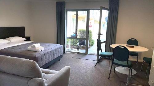 One-Bedroom Superior Apartment