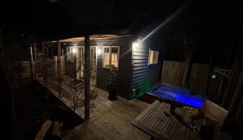 Studio with Spa Bath