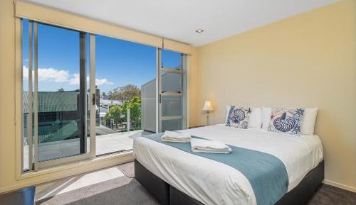 One-Bedroom Apartment with Balcony and Water View