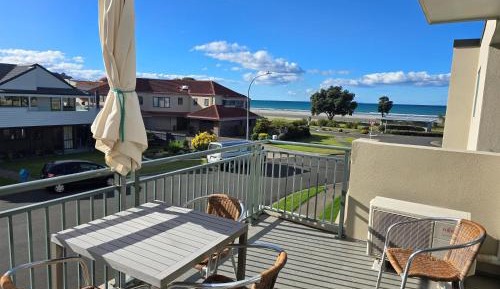 Two-Bedroom Apartment with Partial Ocean View