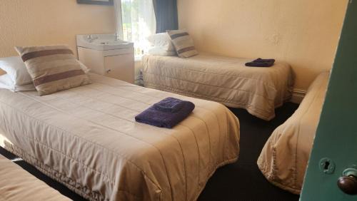 Economy Quadruple Room with Shared Bathroom