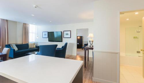 Executive Suite with Two King Beds