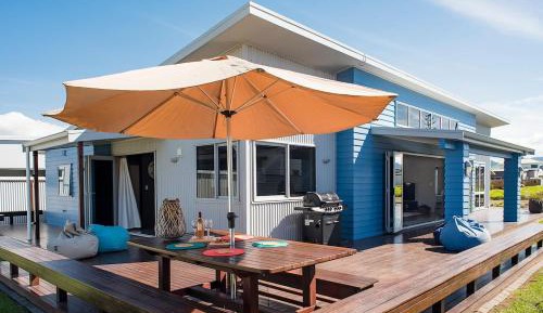 Three-Bedroom Holiday Home 