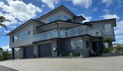 Three-Bedroom Vacation Home 