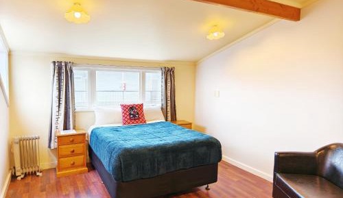 Room F with Shared Kitchen and Dining Area