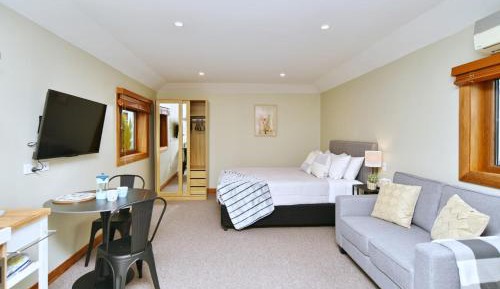 One-Bedroom House