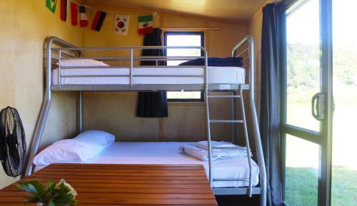 Basic Triple Room with Shared Bathroom