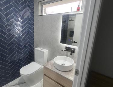 Ensuite Superior Queen Room