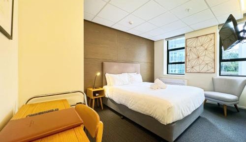 Queen Room