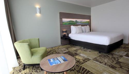 Superior King Room