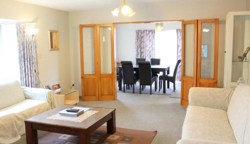 Three Bedroom Corporate Townhouse - 180B Riccarton Road 