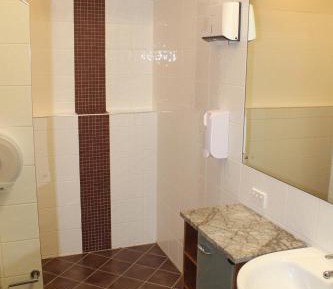 Queen Studio with Private Bathroom