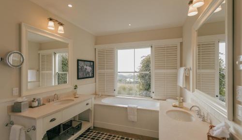 Grand Lodge Junior Suite    