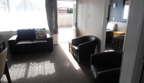 Standard Queen Suite